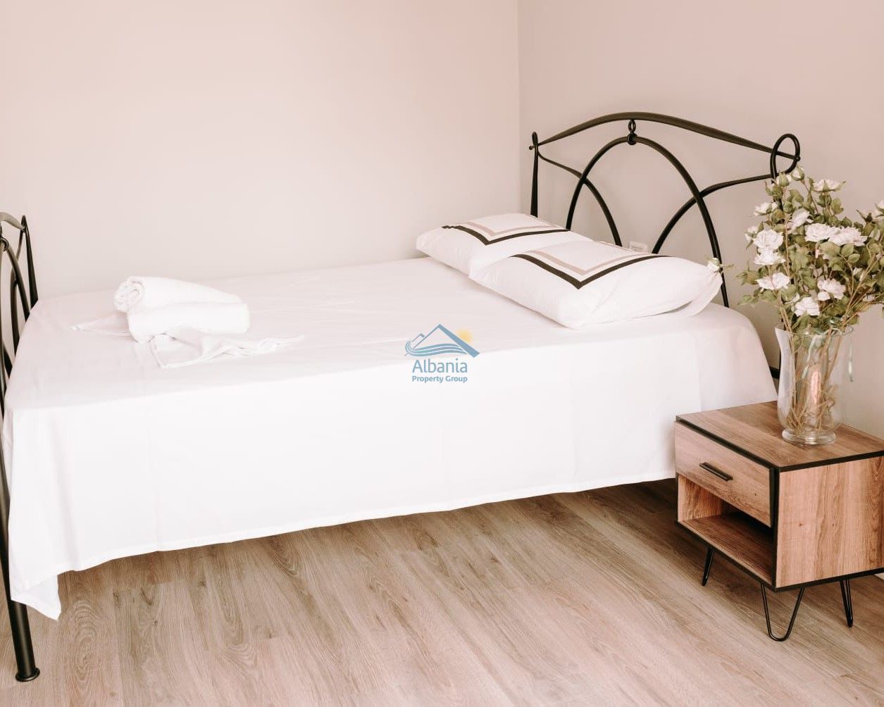 5 Rruga Murat Tërbaci, 9401